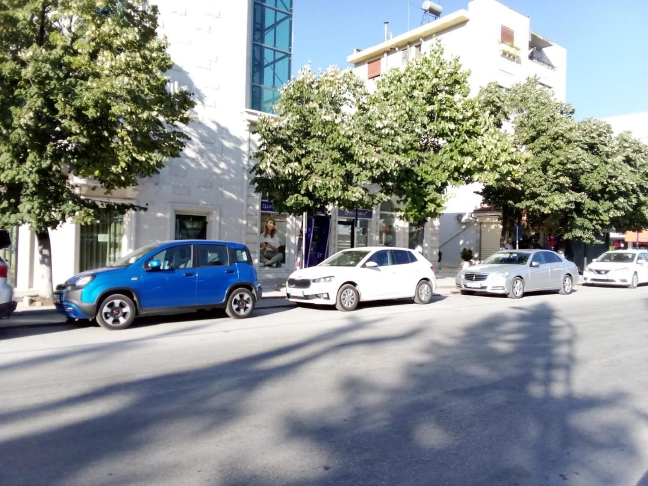 Vilma Apartment Berati Exterior foto